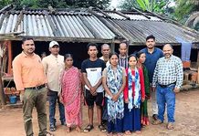 കോച്ചിംഗില്ല, മാതാപിതാക്കൾ സ്കൂളിൽ പോയിട്ടില്ല… 5 ആദിവാസി കുട്ടികൾ സ്വയം പഠിച്ച് നീറ്റ് എഴുതി അഡ്മിഷൻ നേടി