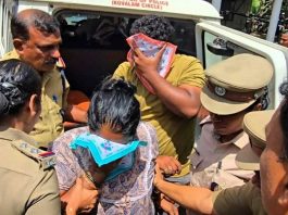 Morning Capsule < എന്ത് ? എന്തിന് ? മാനവീയം വീഥിയിൽ ചർച്ച സജീവം, പ്രതിഷേധങ്ങൾക്ക് നിയന്ത്രണം വന്നേക്കും l ട്രെയിനിൽ ഉച്ചത്തിൽ ഫോൺ ഉപയോഗിച്ചാൽ 1000 രൂപ പിഴ I സ്പേസ് എക്സിൽ കുട്ടികൾക്ക് ഓഹരി പ്രഖ്യാപിച്ച് ഇലോണ് മസ്ക് l …